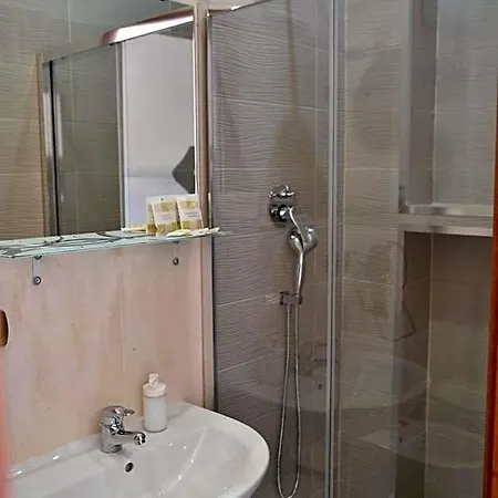 Terronia Oda ve Kahvaltı