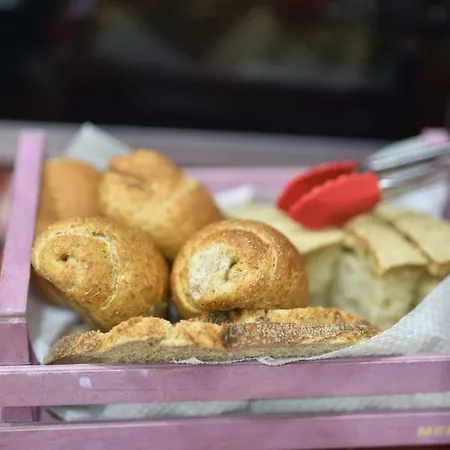 ベッド・アンド・ブレックファスト Terronia